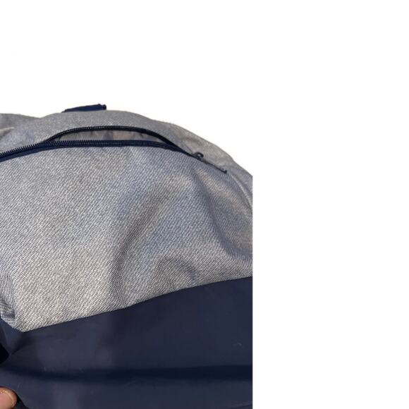 Adidas Defender Medium 20"x12"x10" Blue Gray Duffel Bag - Picture 5 of 6